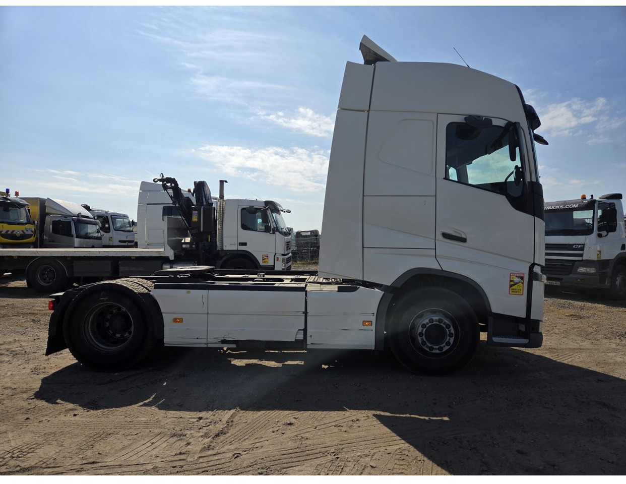 VOLVO FH 500 4X2 TRACTOR UNIT 2 TANKS VEB+ - Tahač: obrázek 5 VOLVO FH 500 4X2 TRACTOR UNIT 2 TANKS VEB+ - Tahač: obrázek 5