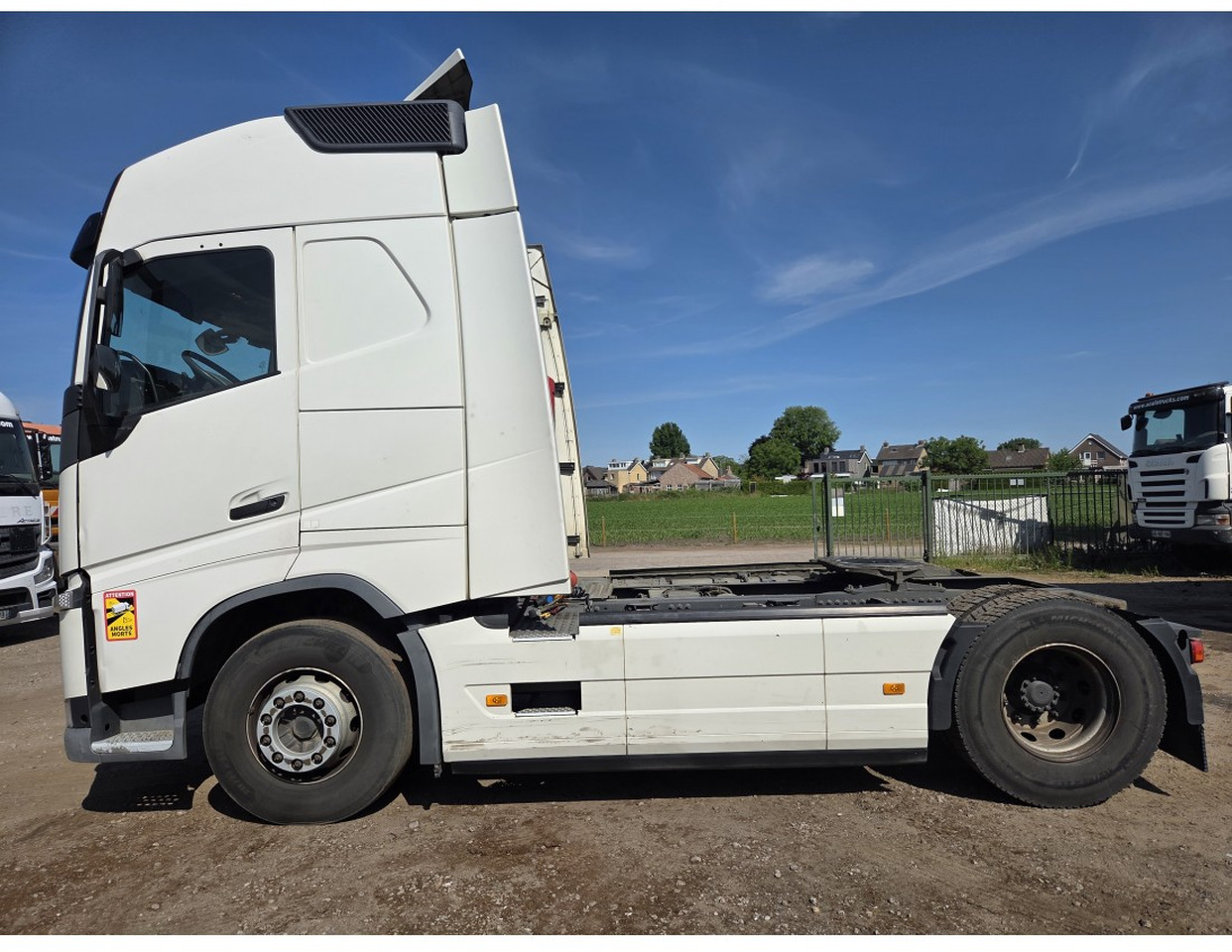 VOLVO FH 500 4X2 TRACTOR UNIT 2 TANKS VEB+ - Tahač: obrázek 3 VOLVO FH 500 4X2 TRACTOR UNIT 2 TANKS VEB+ - Tahač: obrázek 3