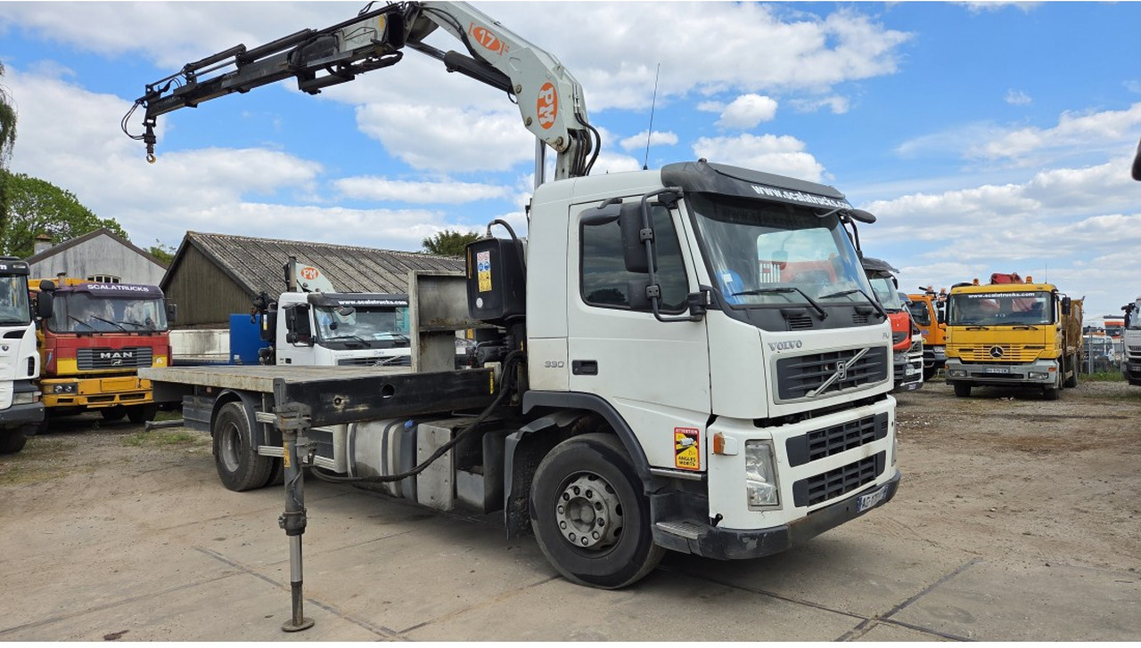 VOLVO FM 330 FLATBED 4X2 PM 17 LC 17 TON - Nákladní automobil valníkový/ Plošinový, Auto s hydraulickou rukou: obrázek 4 VOLVO FM 330 FLATBED 4X2 PM 17 LC 17 TON - Nákladní automobil valníkový/ Plošinový, Auto s hydraulickou rukou: obrázek 4