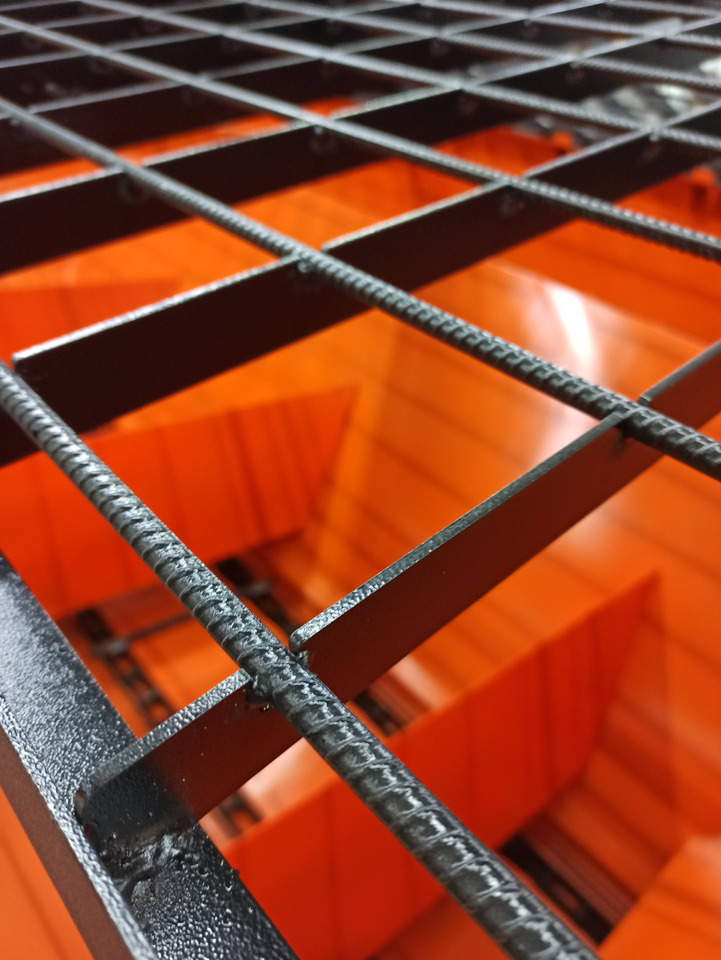 TICAB Sand and Salt Spreader,6/9mᵌ,9/12t of sand,Manufaсturer - Komunální/ Speciální technika: obrázek 3 TICAB Sand and Salt Spreader,6/9mᵌ,9/12t of sand,Manufaсturer - Komunální/ Speciální technika: obrázek 3