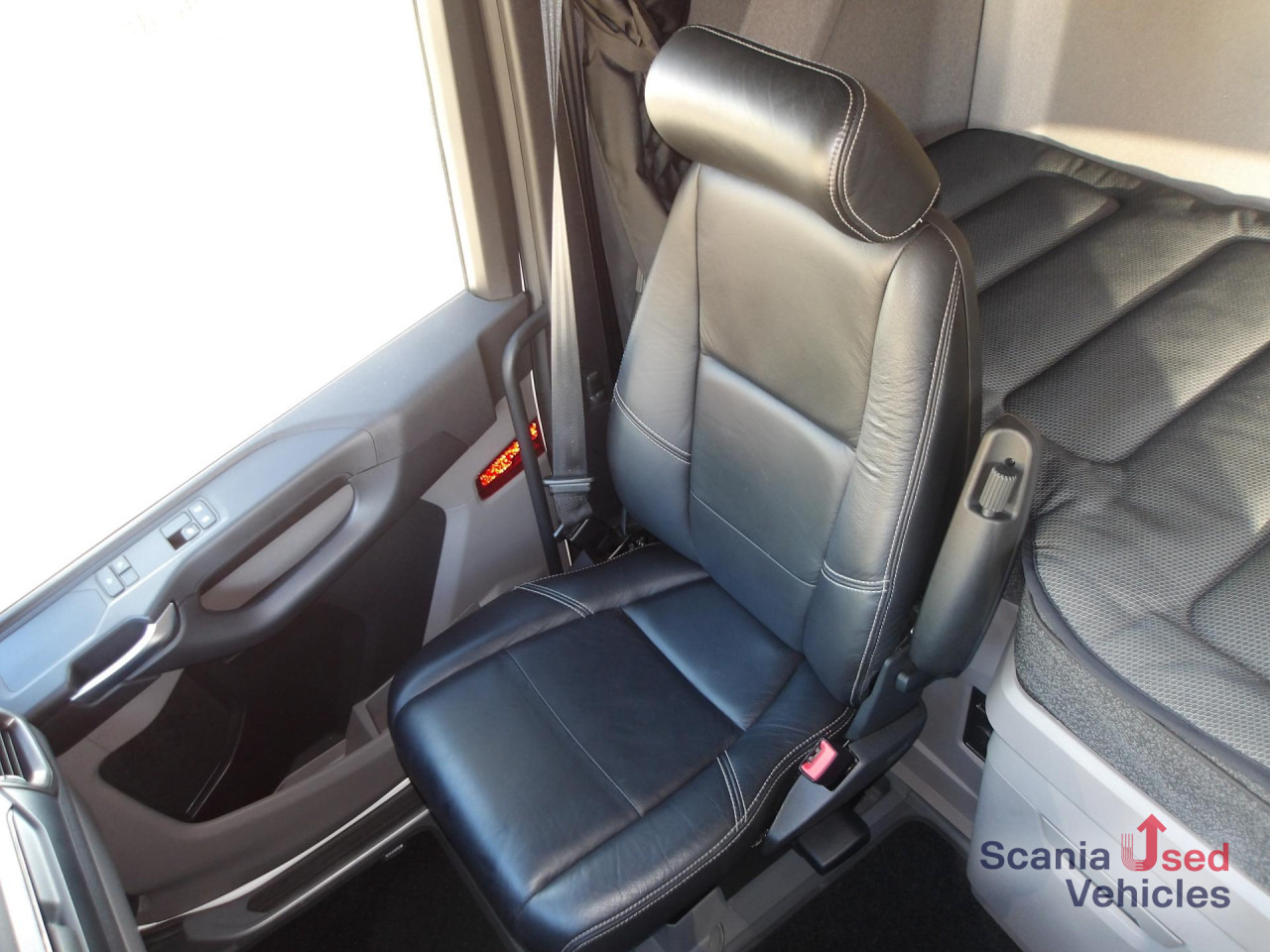 SCANIA S 500 NA - HIGHLINE - 2xTANKs - ACC - Tahač: obrázek 2 SCANIA S 500 NA - HIGHLINE - 2xTANKs - ACC - Tahač: obrázek 2