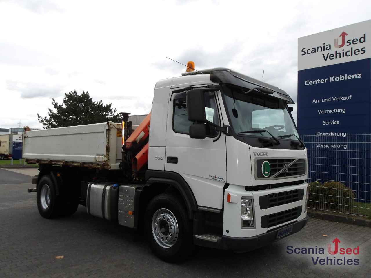 VOLVO FM 330 - PALFINGER PK 11001K - KEMPF DSK - Sklápěč: obrázek 1 VOLVO FM 330 - PALFINGER PK 11001K - KEMPF DSK - Sklápěč: obrázek 1