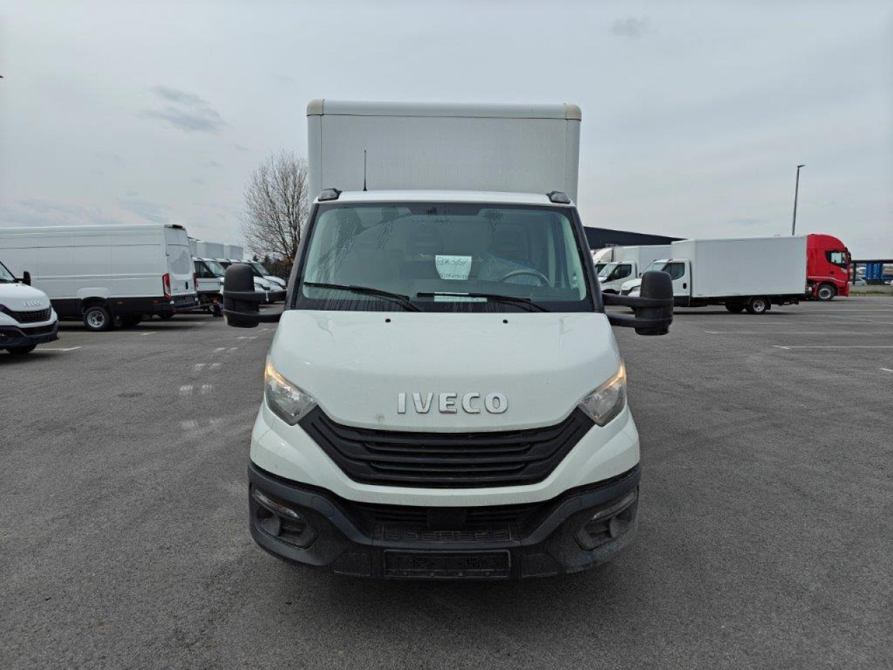 IVECO Daily 35C16H - Furgon: obrázek 5 IVECO Daily 35C16H - Furgon: obrázek 5