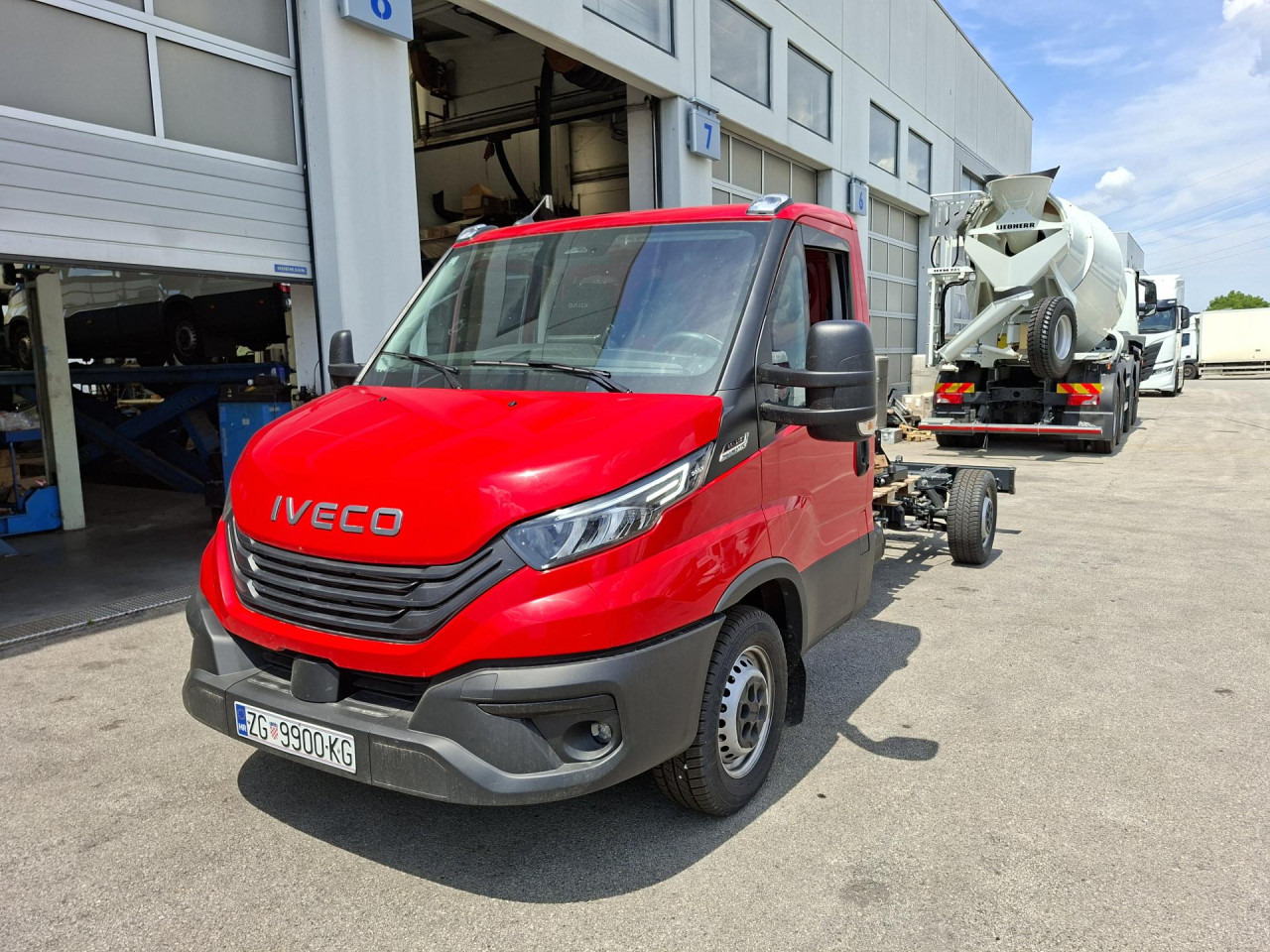 IVECO Daily 35C21HA8/P - Podvozek s kabinou: obrázek 1 IVECO Daily 35C21HA8/P - Podvozek s kabinou: obrázek 1