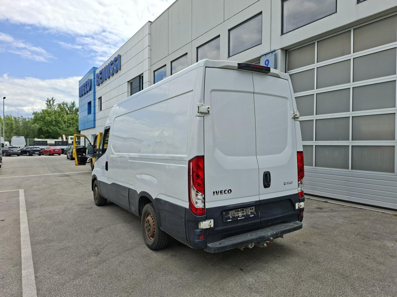 IVECO Daily 35S13V - Mikrobus: obrázek 3 IVECO Daily 35S13V - Mikrobus: obrázek 3