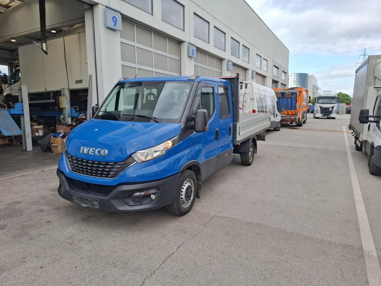 IVECO Daily 35S16A8 - Furgon, Dodávka s dvojitou kabinou: obrázek 1 IVECO Daily 35S16A8 - Furgon, Dodávka s dvojitou kabinou: obrázek 1