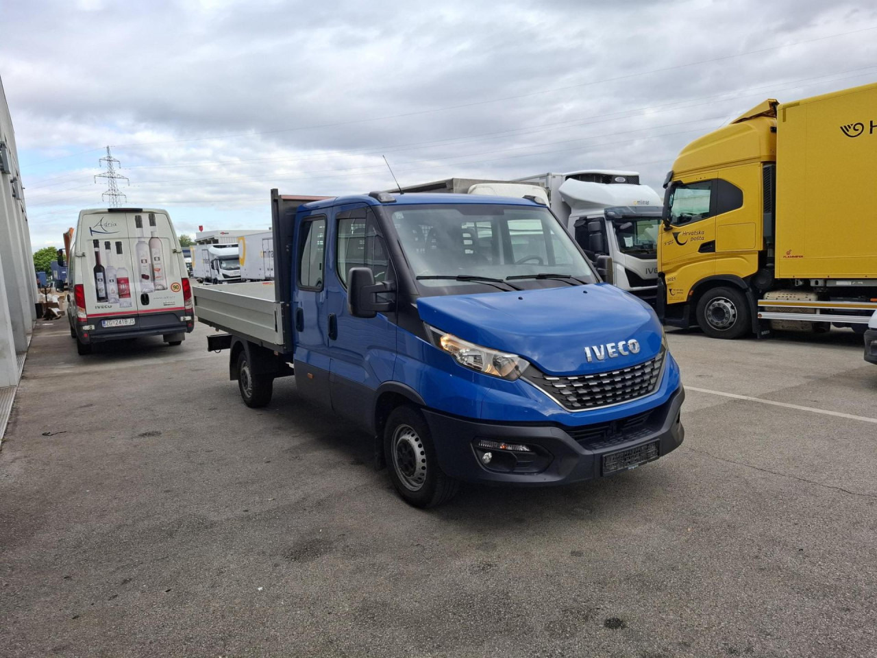 IVECO Daily 35S16A8 - Furgon, Dodávka s dvojitou kabinou: obrázek 2 IVECO Daily 35S16A8 - Furgon, Dodávka s dvojitou kabinou: obrázek 2