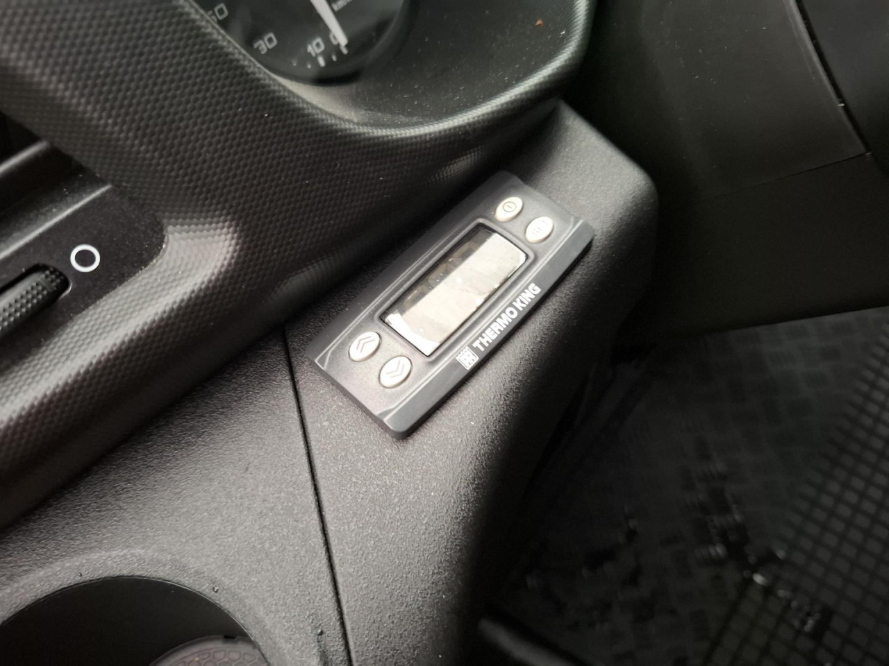 IVECO Daily 35S16V - Chladící dodávka: obrázek 2 IVECO Daily 35S16V - Chladící dodávka: obrázek 2