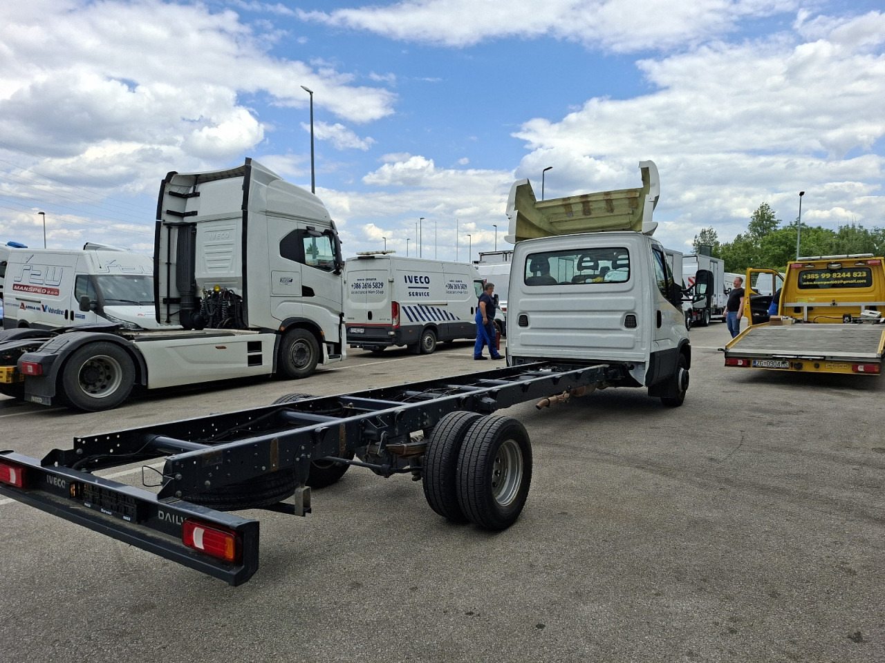 IVECO Daily 70C18H - Podvozek s kabinou: obrázek 4 IVECO Daily 70C18H - Podvozek s kabinou: obrázek 4