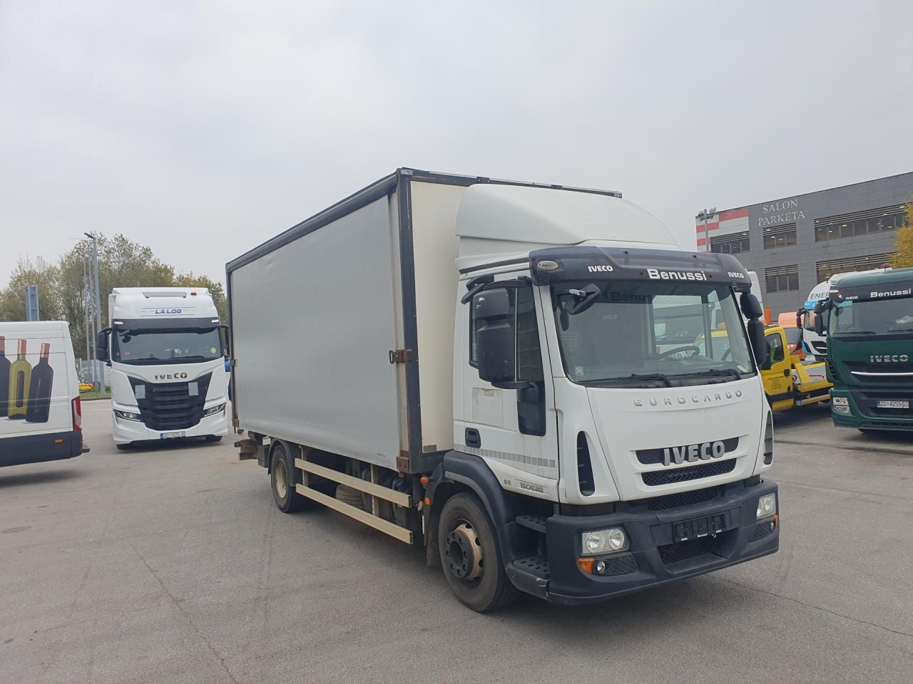 IVECO Eurocargo ML150E28/FP - Plachtový nákladní auto: obrázek 4 IVECO Eurocargo ML150E28/FP - Plachtový nákladní auto: obrázek 4