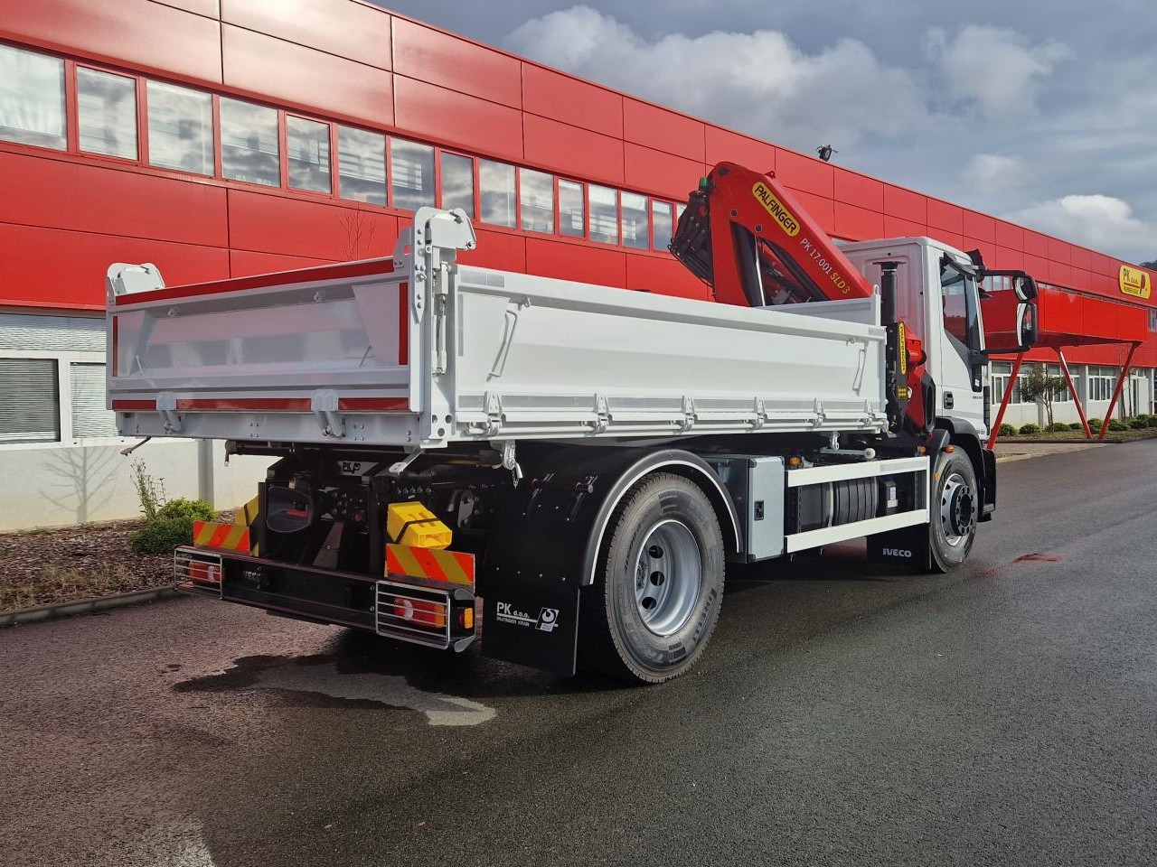 IVECO Eurocargo ML180E32 - Sklápěč: obrázek 5 IVECO Eurocargo ML180E32 - Sklápěč: obrázek 5