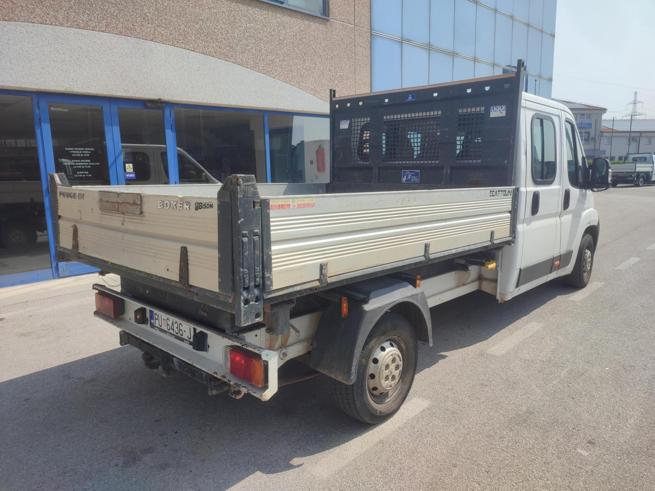 PEUGEOT Boxer 2.2 HDI - Dodávka sklápěč, Dodávka s dvojitou kabinou: obrázek 4 PEUGEOT Boxer 2.2 HDI - Dodávka sklápěč, Dodávka s dvojitou kabinou: obrázek 4