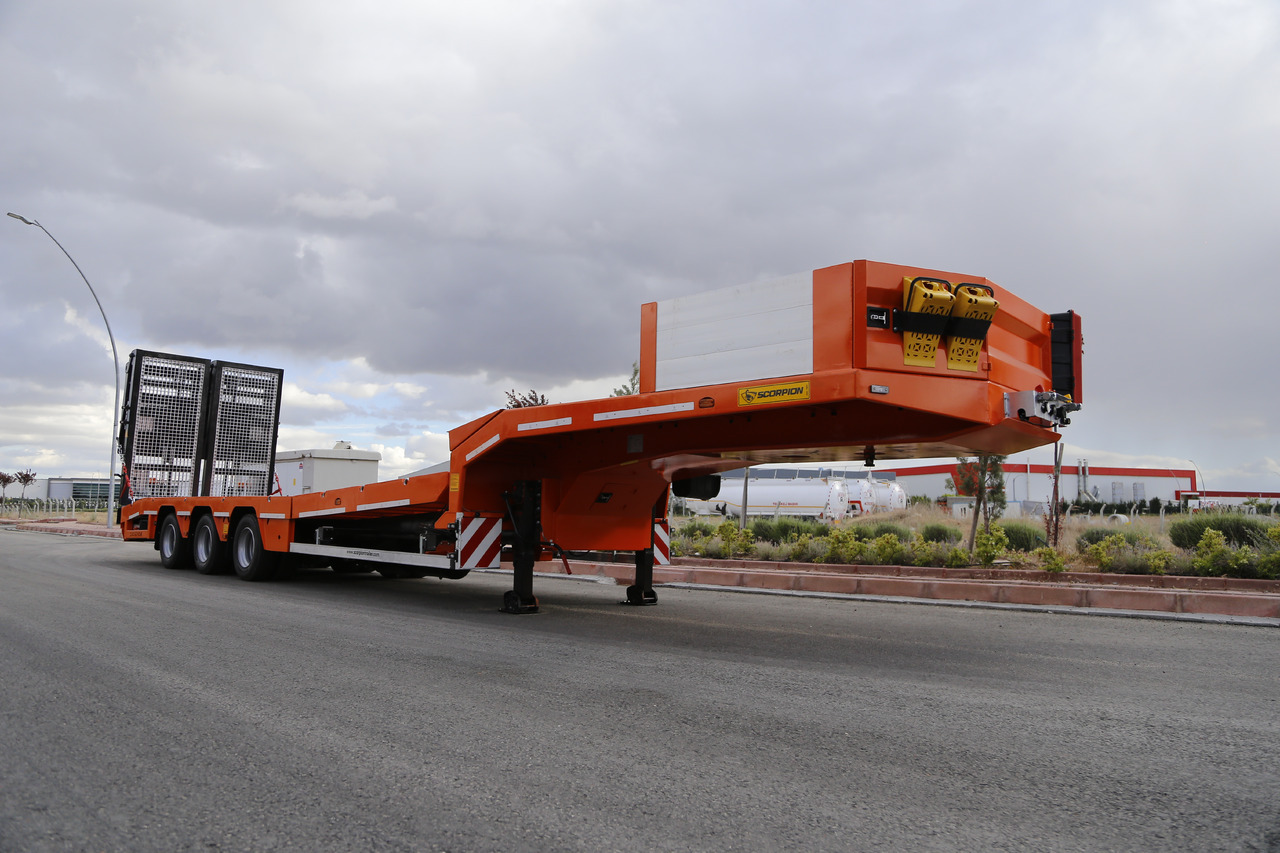 Scorpion Trailer SCORPION TRAILER 3 AXLE LOWBED SEMI TRAILER (CUSTOMIZED) - Podvalníkový návěs: obrázek 1 Scorpion Trailer SCORPION TRAILER 3 AXLE LOWBED SEMI TRAILER (CUSTOMIZED) - Podvalníkový návěs: obrázek 1