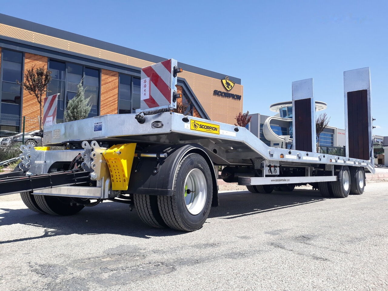 Scorpion Trailer SCORPION TRAILER NEW 3 AXLE (MANUFACTURER COMPANY) - Podvalníkový návěs: obrázek 2 Scorpion Trailer SCORPION TRAILER NEW 3 AXLE (MANUFACTURER COMPANY) - Podvalníkový návěs: obrázek 2