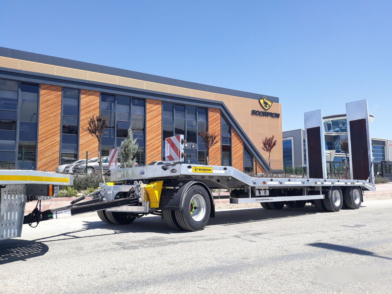 Scorpion Trailer SCORPION TRAILER NEW 3 AXLE (MANUFACTURER COMPANY) - Podvalníkový návěs: obrázek 4 Scorpion Trailer SCORPION TRAILER NEW 3 AXLE (MANUFACTURER COMPANY) - Podvalníkový návěs: obrázek 4