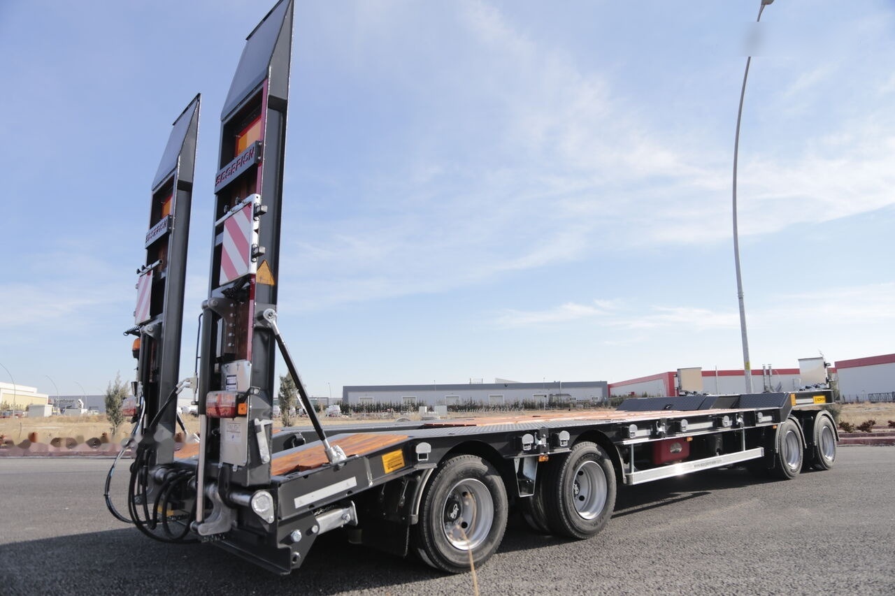 Scorpion Trailer SCORPION TRAILER UNUSED 4 AXLE LOWLOADER (MANUFACTURER COMPANY) - Podvalníkový přívěs: obrázek 4 Scorpion Trailer SCORPION TRAILER UNUSED 4 AXLE LOWLOADER (MANUFACTURER COMPANY) - Podvalníkový přívěs: obrázek 4