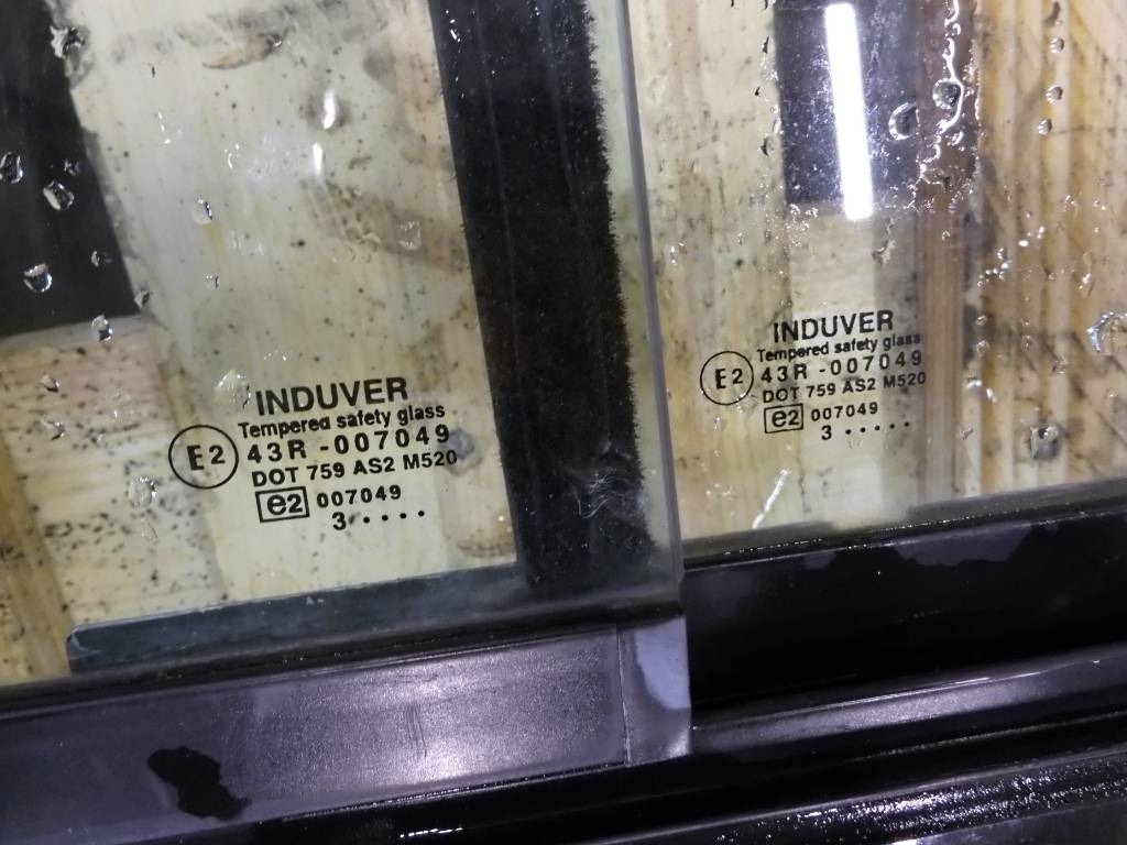 CAT 906 H 2 Höger dörr, 273-6171 - Kabina pro Stavební technika: obrázek 4 CAT 906 H 2 Höger dörr, 273-6171 - Kabina pro Stavební technika: obrázek 4