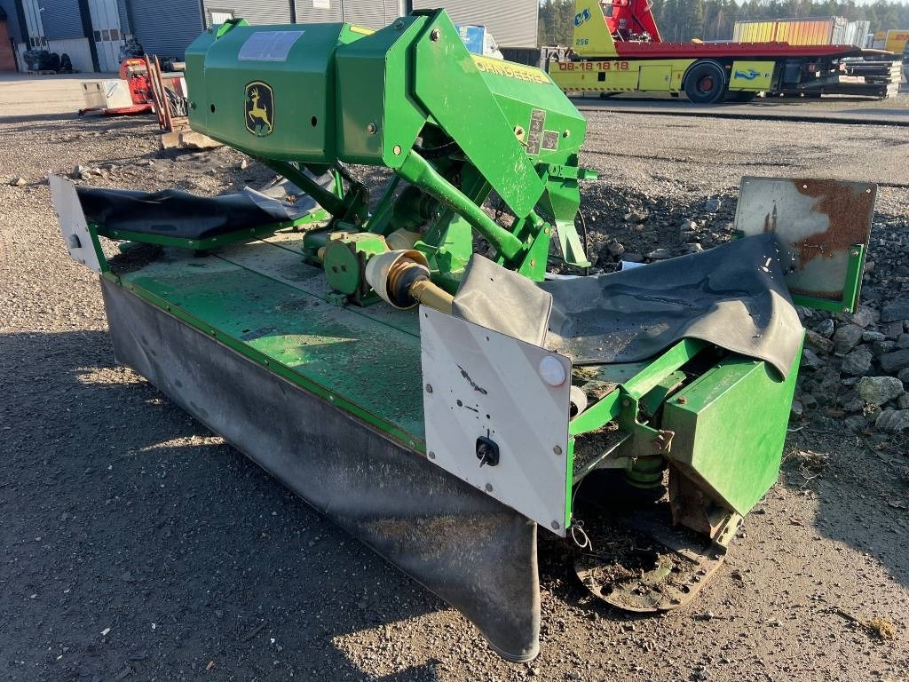 John Deere 131 Frontslåtter - Žací stroj: obrázek 4 John Deere 131 Frontslåtter - Žací stroj: obrázek 4