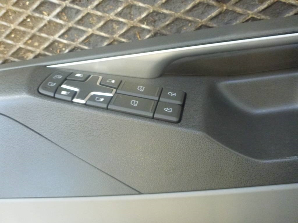 Volvo FM Dörrsida, 23772645 - Kabina pro Nákladní auto: obrázek 2 Volvo FM Dörrsida, 23772645 - Kabina pro Nákladní auto: obrázek 2