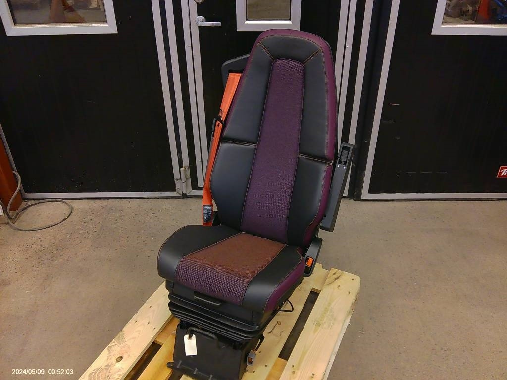 Volvo FM förarstol, 23766422 - Kabina pro Nákladní auto: obrázek 1 Volvo FM förarstol, 23766422 - Kabina pro Nákladní auto: obrázek 1