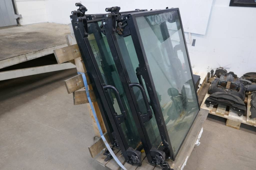 Volvo Framruta Hjullastare - Kabina pro Stavební technika: obrázek 1 Volvo Framruta Hjullastare - Kabina pro Stavební technika: obrázek 1