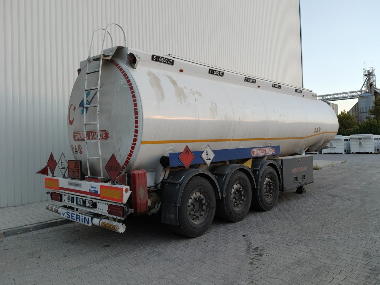 SERIN SECOND HAND - Cisternový návěs: obrázek 5 SERIN SECOND HAND - Cisternový návěs: obrázek 5