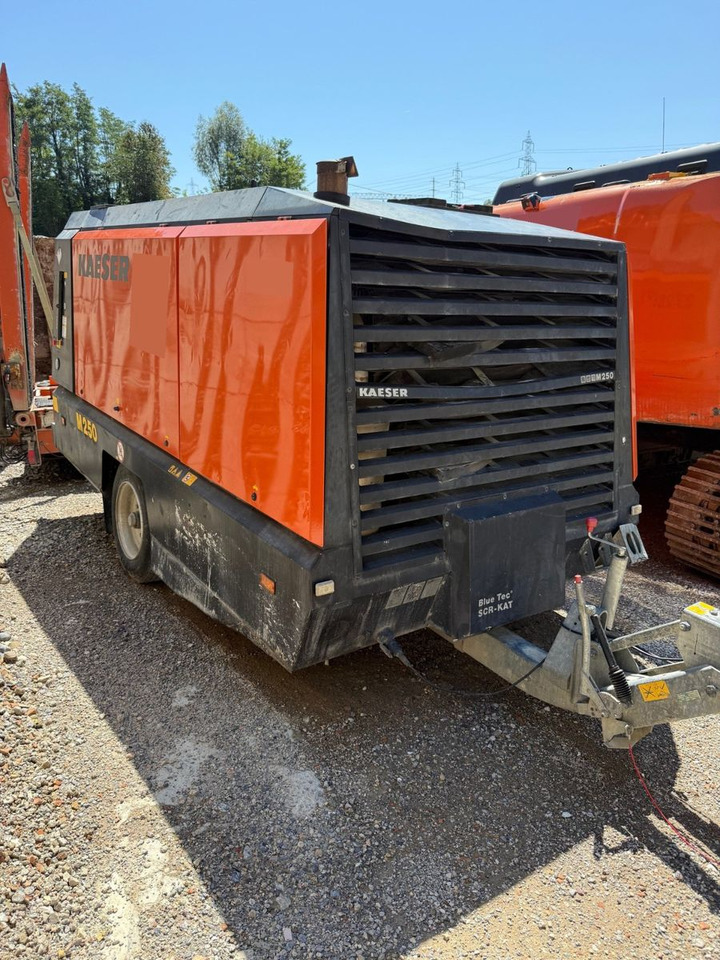 Kaeser M250 Kompressor, Anhänger trailer, 14bar - Mobilní kompresor: obrázek 2 Kaeser M250 Kompressor, Anhänger trailer, 14bar - Mobilní kompresor: obrázek 2