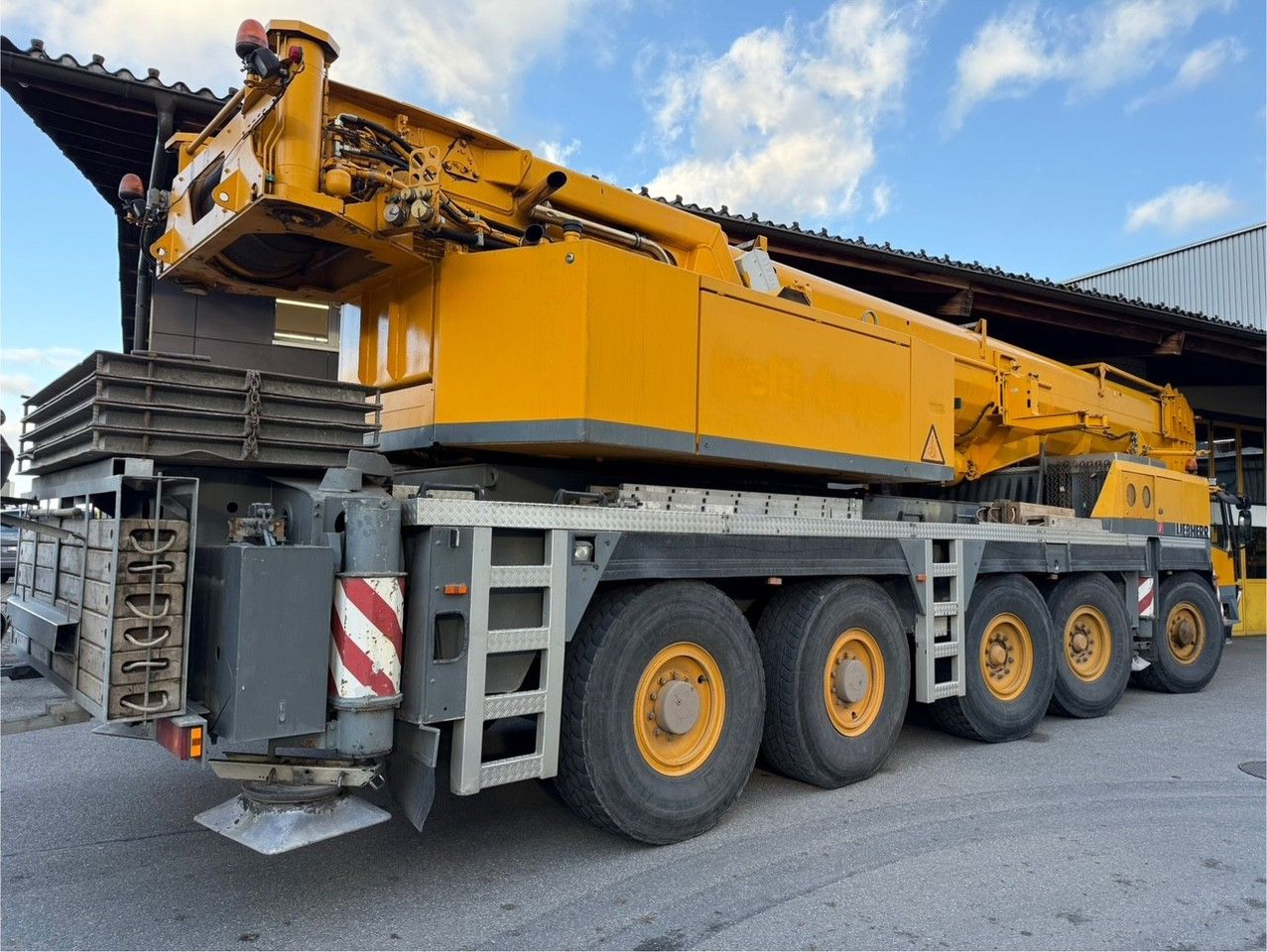 Liebherr LTM 1160/2 UTM655 10x6, FLYJIB, SWISS - Auto s hydraulickou rukou: obrázek 4 Liebherr LTM 1160/2 UTM655 10x6, FLYJIB, SWISS - Auto s hydraulickou rukou: obrázek 4