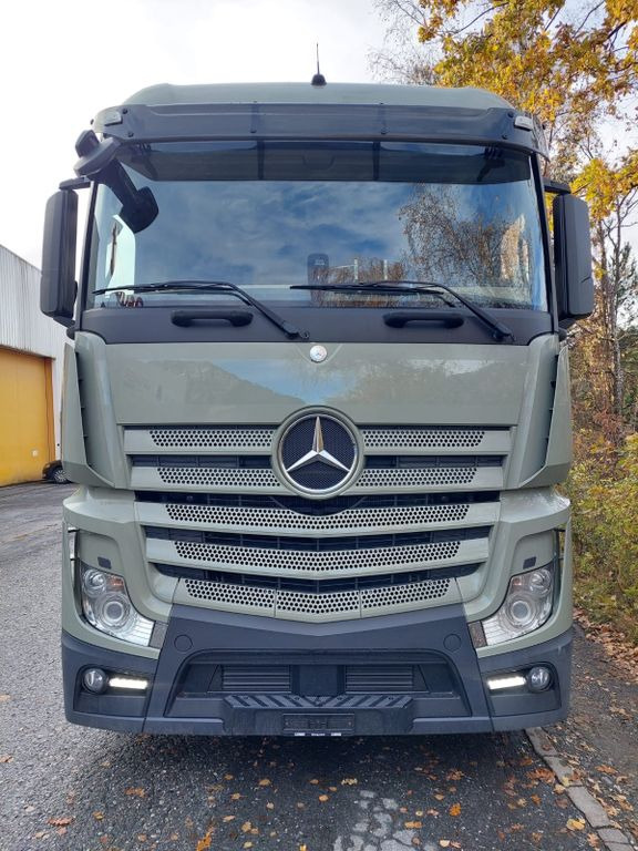 Mercedes-Benz Actros 2545 6x2, E6, Effer 265/6S Mercedes-Benz Actros 2545 6x2, E6, Effer 265/6S, 2x Stück - Auto s hydraulickou rukou, Nákladní automobil valníkový/ Plošinový: obrázek 4 Mercedes-Benz Actros 2545 6x2, E6, Effer 265/6S Mercedes-Benz Actros 2545 6x2, E6, Effer 265/6S, 2x Stück - Auto s hydraulickou rukou, Nákladní automobil valníkový/ Plošinový: obrázek 4