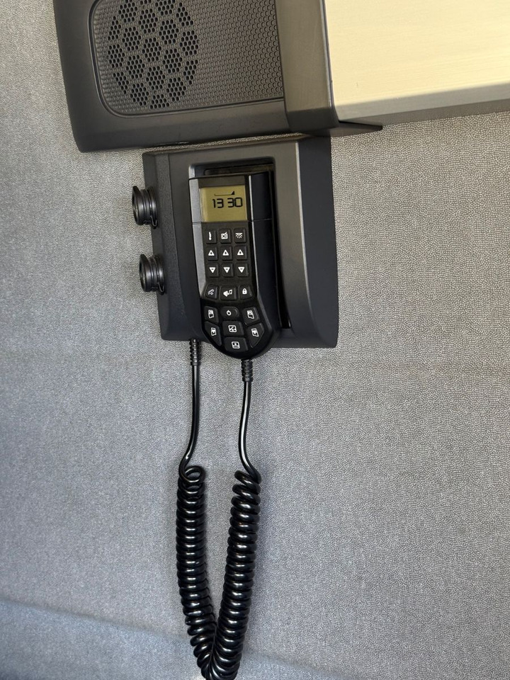 Chladírenský nákladní automobil Renault T460 4x2, E 6, Carrier U850, -30C, Ladebordwand: obrázek 15 Chladírenský nákladní automobil Renault T460 4x2, E 6, Carrier U850, -30C, Ladebordwand: obrázek 15