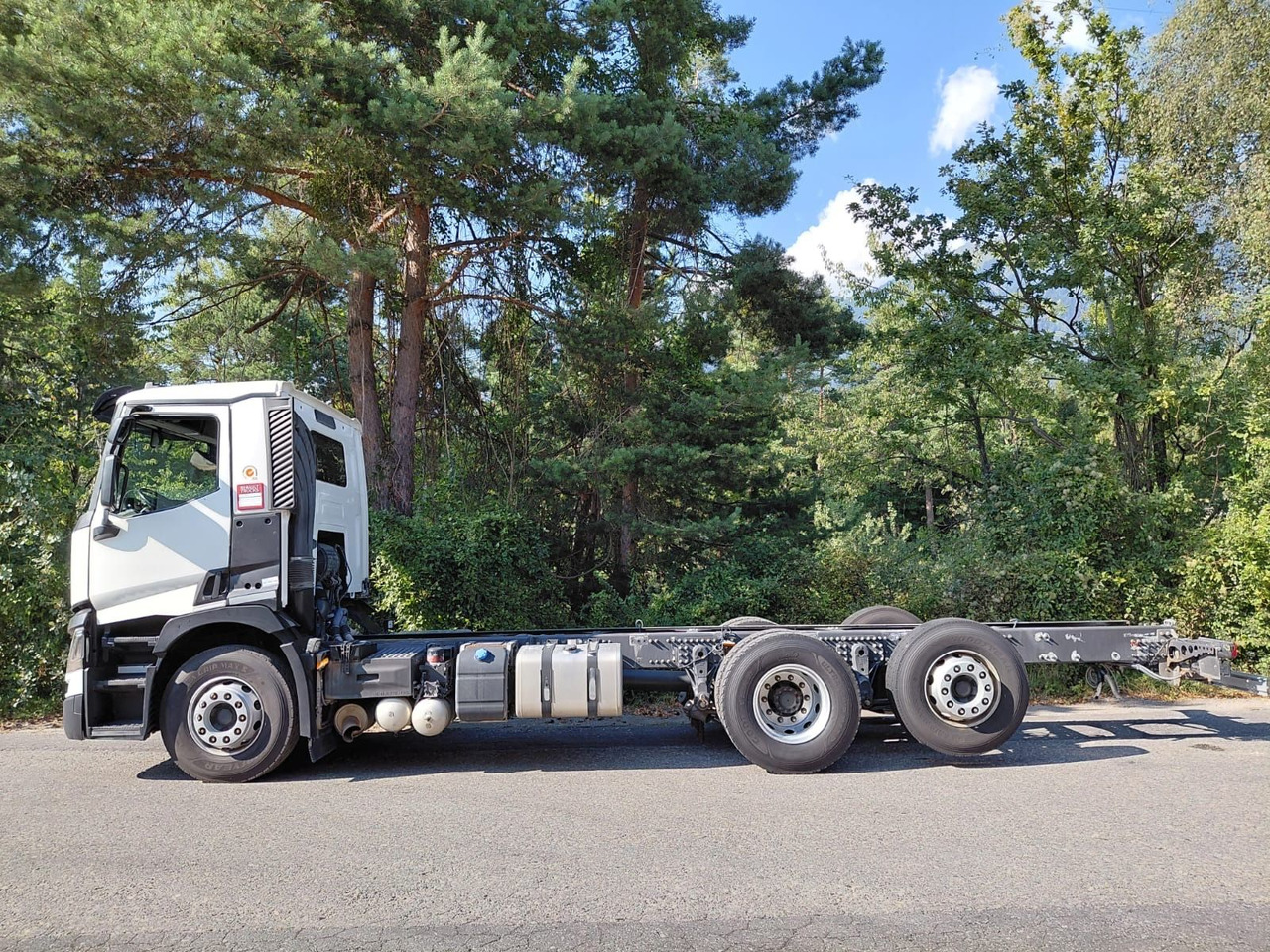 Renault T460 6x2, E6, Fahrgestell - Podvozek s kabinou: obrázek 2 Renault T460 6x2, E6, Fahrgestell - Podvozek s kabinou: obrázek 2