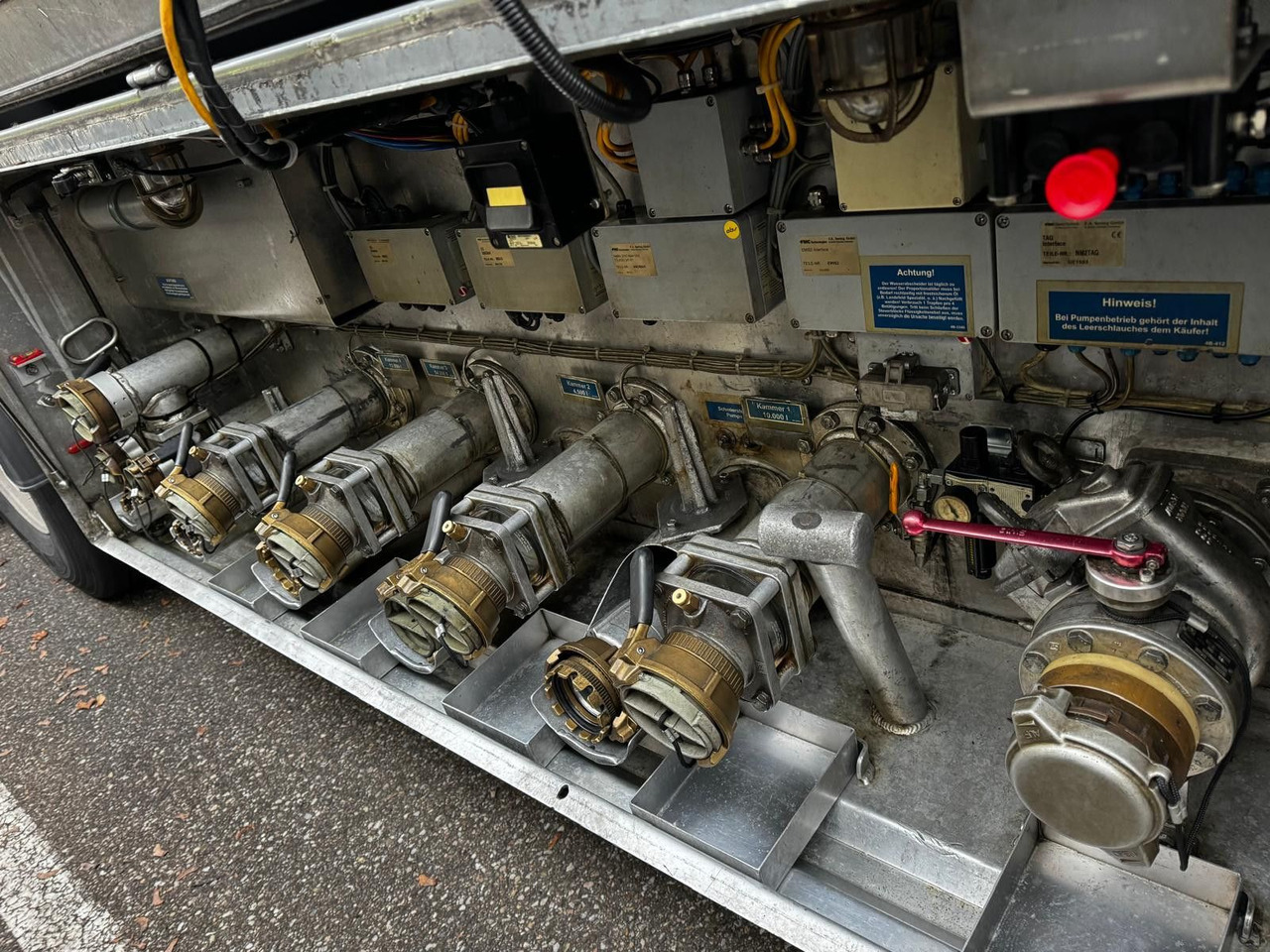Schrader ADR, Treibstoff Diesel/Benzin, 4 Kammern, Sening Schrader ADR, Treibstoff Diesel/Benzin, 4 Kammern, Sening leasing Schrader ADR, Treibstoff Diesel/Benzin, 4 Kammern, Sening Schrader ADR, Treibstoff Diesel/Benzin, 4 Kammern, Sening: obrázek 15