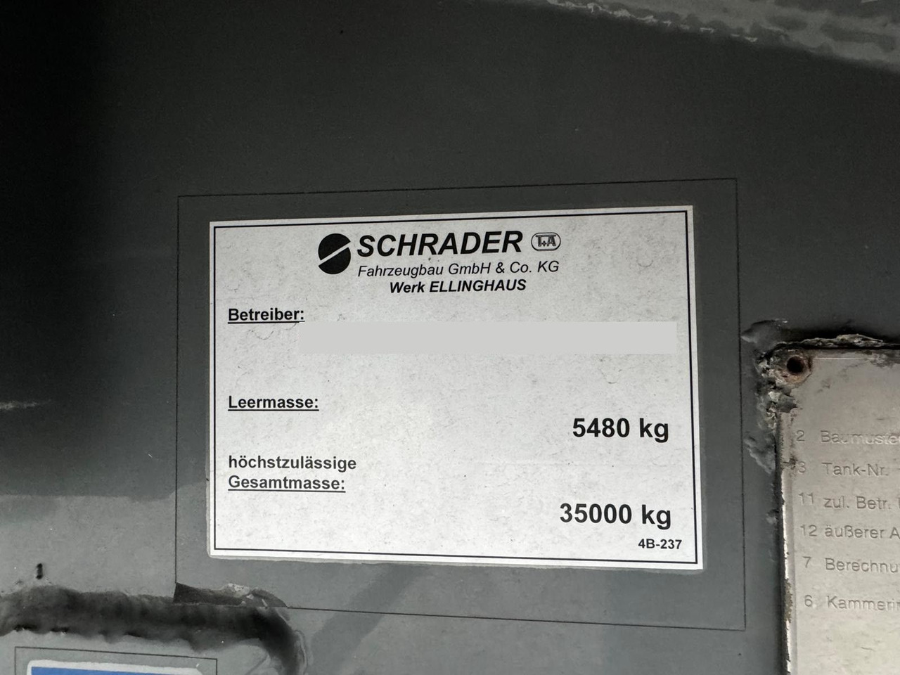 Schrader ADR, Treibstoff Diesel/Benzin, 4 Kammern, Sening Schrader ADR, Treibstoff Diesel/Benzin, 4 Kammern, Sening leasing Schrader ADR, Treibstoff Diesel/Benzin, 4 Kammern, Sening Schrader ADR, Treibstoff Diesel/Benzin, 4 Kammern, Sening: obrázek 11