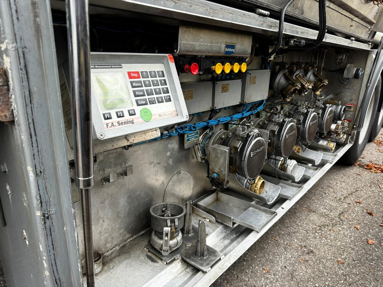 Schrader ADR, Treibstoff Diesel/Benzin, 4 Kammern, Sening Schrader ADR, Treibstoff Diesel/Benzin, 4 Kammern, Sening leasing Schrader ADR, Treibstoff Diesel/Benzin, 4 Kammern, Sening Schrader ADR, Treibstoff Diesel/Benzin, 4 Kammern, Sening: obrázek 17