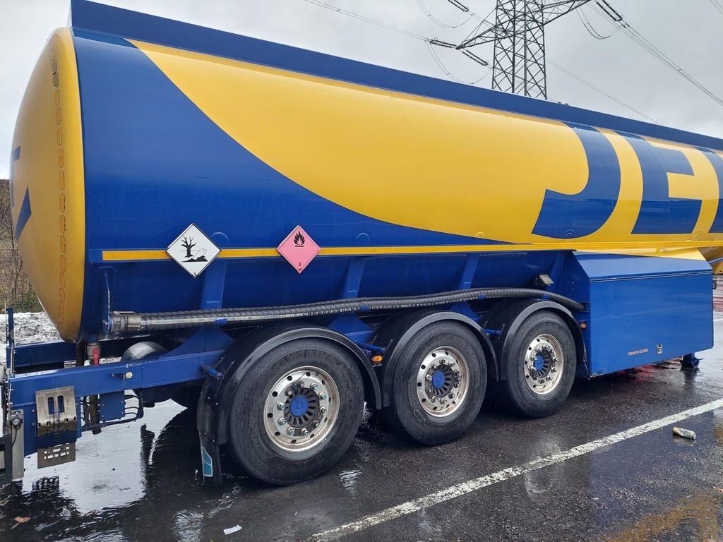 Schwarzmüller Schwingenschlögel,ADR,Diesel/Benzin, 5 Kammern - Cisternový návěs: obrázek 3 Schwarzmüller Schwingenschlögel,ADR,Diesel/Benzin, 5 Kammern - Cisternový návěs: obrázek 3