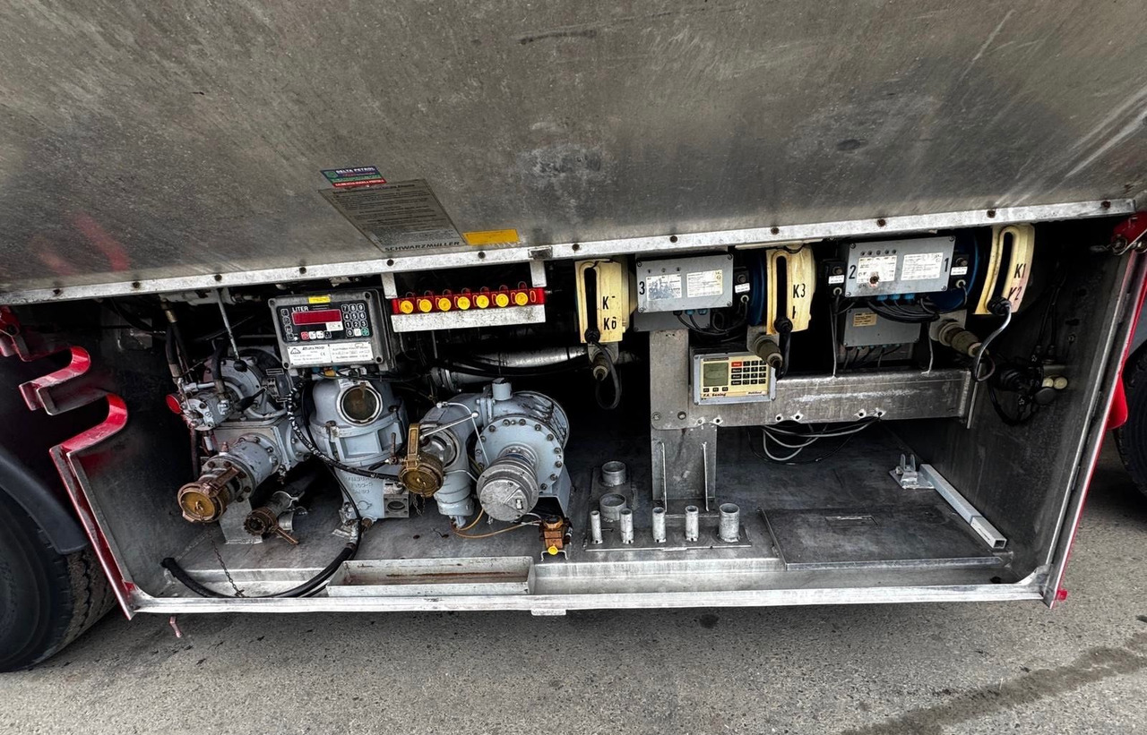Cisternový návěs Schwarzmüller TS 3/E ADR, 6 Kammern Treibstoff Fuel: obrázek 12