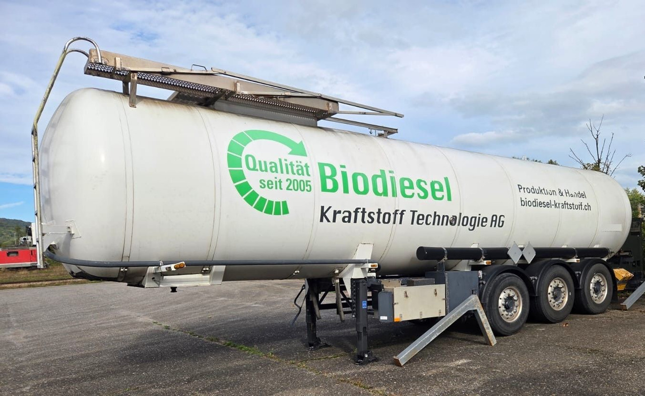 Schwarzmüller TS 3/E, ADR, Bitumen, 1 Kammer - Cisternový návěs: obrázek 1 Schwarzmüller TS 3/E, ADR, Bitumen, 1 Kammer - Cisternový návěs: obrázek 1