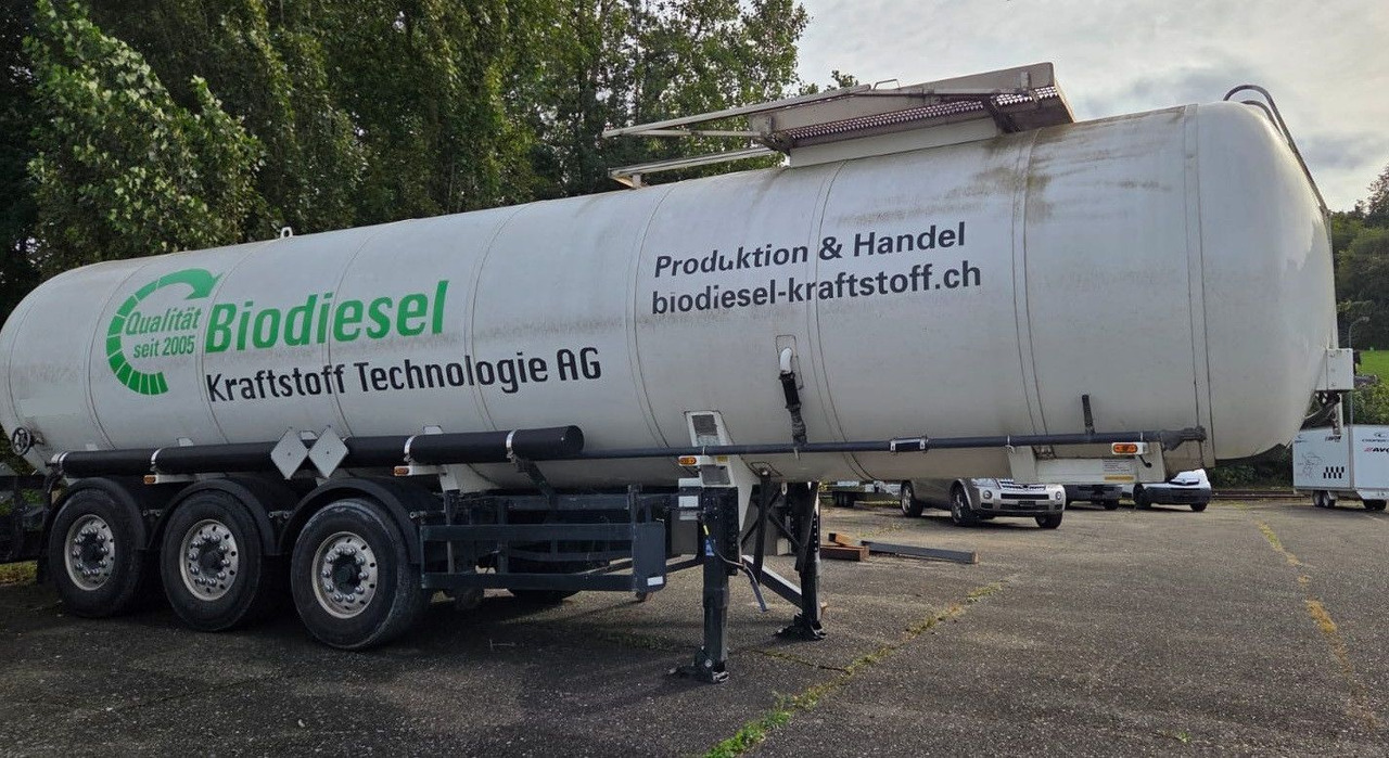 Schwarzmüller TS 3/E, ADR, Bitumen, 1 Kammer - Cisternový návěs: obrázek 3 Schwarzmüller TS 3/E, ADR, Bitumen, 1 Kammer - Cisternový návěs: obrázek 3