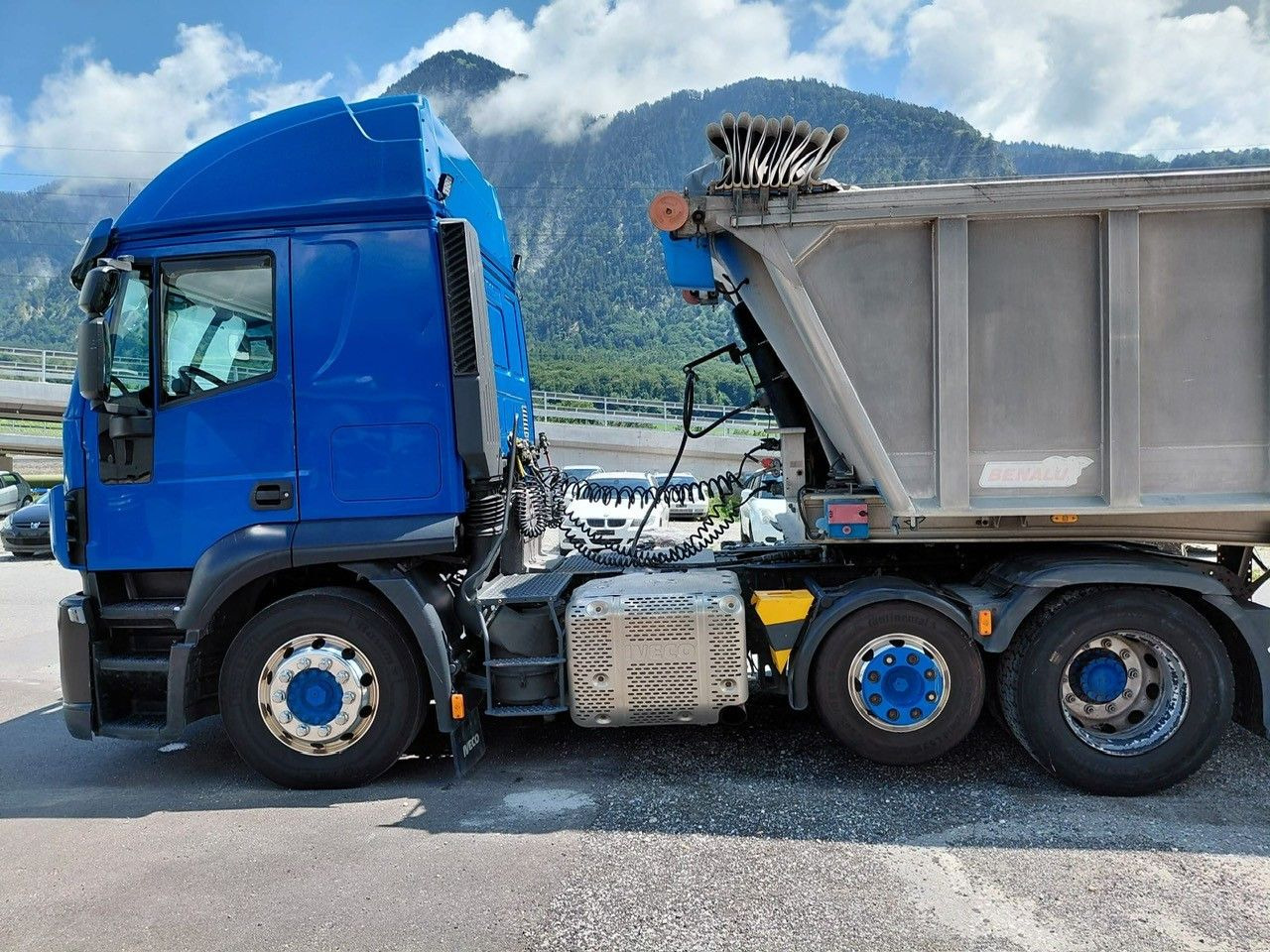 Iveco 440S48TX Stralis 6x2, E6, Kipphydraulik - Tahač: obrázek 4 Iveco 440S48TX Stralis 6x2, E6, Kipphydraulik - Tahač: obrázek 4