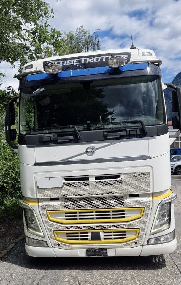 Volvo FH460 4x2R, E6, Ladebordwand - Plachtový nákladní auto: obrázek 3 Volvo FH460 4x2R, E6, Ladebordwand - Plachtový nákladní auto: obrázek 3