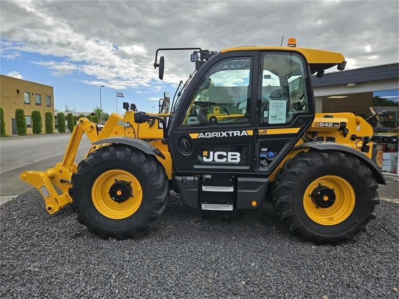 JCB 542-70 AGRI XTRA Centralsmøring - Teleskopický manipulátor: obrázek 3 JCB 542-70 AGRI XTRA Centralsmøring - Teleskopický manipulátor: obrázek 3