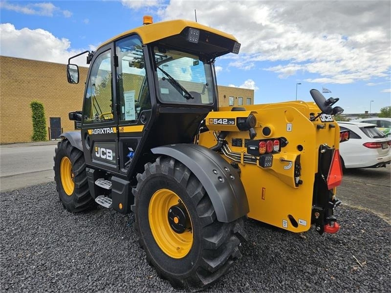 JCB 542-70 AGRI XTRA Centralsmøring - Teleskopický manipulátor: obrázek 4 JCB 542-70 AGRI XTRA Centralsmøring - Teleskopický manipulátor: obrázek 4