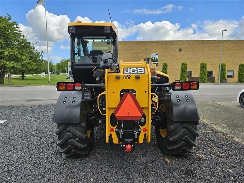 JCB 542-70 AGRI XTRA Centralsmøring - Teleskopický manipulátor: obrázek 5 JCB 542-70 AGRI XTRA Centralsmøring - Teleskopický manipulátor: obrázek 5
