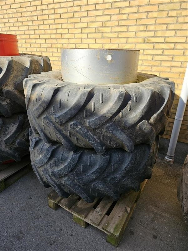 Kleber 480/70 R28 - Pneumatiky: obrázek 1 Kleber 480/70 R28 - Pneumatiky: obrázek 1