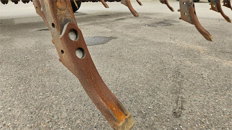 Kuhn CULTIMER L4000 Bugseret - Brána: obrázek 2 Kuhn CULTIMER L4000 Bugseret - Brána: obrázek 2