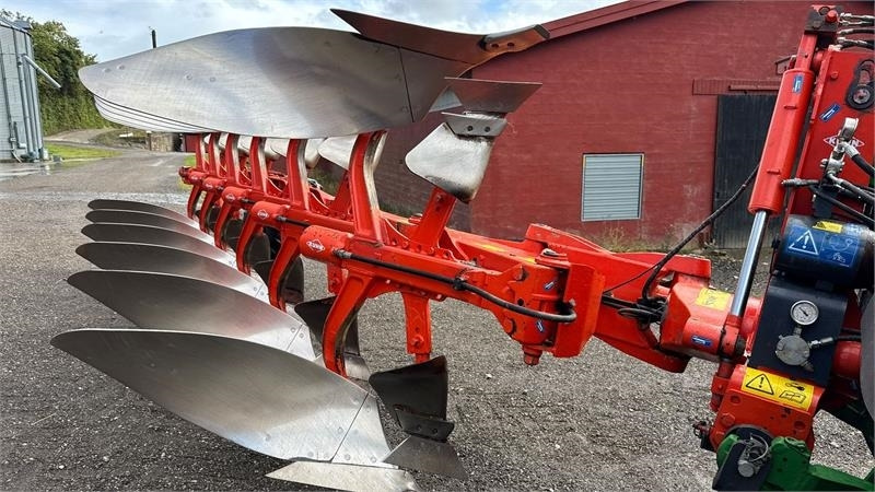 Kuhn Vari Master 183 6 Furet 183 - Pluh: obrázek 4 Kuhn Vari Master 183 6 Furet 183 - Pluh: obrázek 4