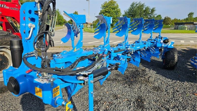 Lemken JUWEL 10M - Pluh: obrázek 1 Lemken JUWEL 10M - Pluh: obrázek 1