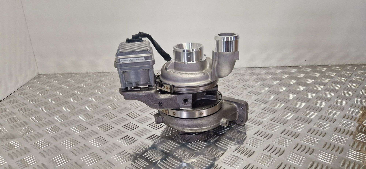 BorgWarner 11559880019 turbo JCB 320/06177 - Motor a díly pro Stavební technika: obrázek 1 BorgWarner 11559880019 turbo JCB 320/06177 - Motor a díly pro Stavební technika: obrázek 1