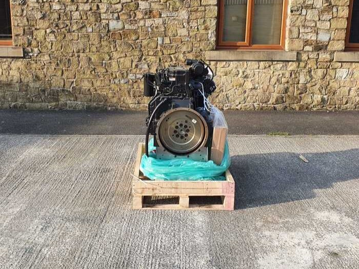 Cummins B6.7 engine unused 6 cylinder CM2450 ECU QSB - Motor pro Stavební technika: obrázek 3 Cummins B6.7 engine unused 6 cylinder CM2450 ECU QSB - Motor pro Stavební technika: obrázek 3