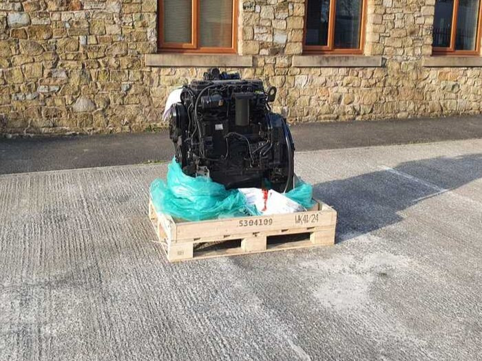 Cummins B6.7 engine unused 6 cylinder CM2450 ECU QSB - Motor pro Stavební technika: obrázek 5 Cummins B6.7 engine unused 6 cylinder CM2450 ECU QSB - Motor pro Stavební technika: obrázek 5